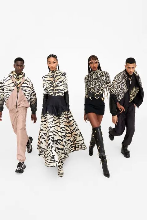 Roberto Cavalli Fall 2021 Ready-to-Wear Collection | Vogue Runway Top, Animal Print Party, Fausto Puglisi, Gianni Versace, Daily News, Roberto Cavalli, Runway Fashion, Fashion Prints, Fashion News