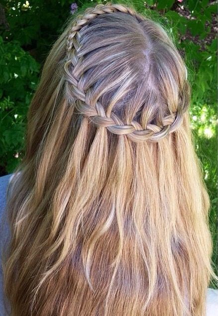 Feathered Crown... Formal Updos, Casual Boho Style, Feather Crown, A Perfect Circle, Prom Hair, Individual Style, Braid Styles, Baby Hairstyles, Hair Inspo