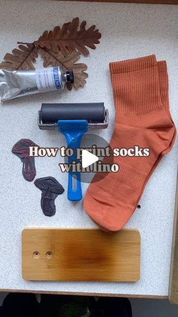 Julia Triay on Instagram: "This is how I like to print socks using lino! 🍂🍄‍🟫🧦
This is a great way to upcycle any old boring socks you may have and want to give a second life!

These socks and many more will be on my website for sale very soon👀

Feel free to ask any questions in the comments 😊
Have fun printing!

#illustration #lino #linocut #slowliving #smallbusiness #handprinted #cute #smallbusinessuk #printmaking #process #vlog #tutorial #stepbystep #cottagecore #cottage #mushroom #mushrooms #mushroomart #foraging #foraginguk #upcycle #upcyclefashion #sustainable #sustainablefashion #sustainableliving" Upcycle Old Socks, Mushroom Block Print, Linocut Prints Ideas Simple, Linocut Stamps, Lino Printing, Small Business Uk, Stamp Ideas, Diy Socks, Cottagecore Cottage