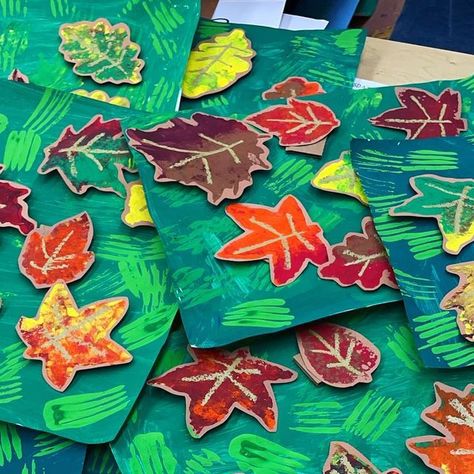 Fall Projects For Kids, Fall Leaf Collage, Laminated Leaves, Elementary Art Lesson Plans, Kindergarten Art Lessons, Leaf Collage, Leaf Projects, Fall Arts And Crafts, Fall Art Projects