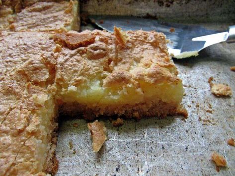 Chess Cake Recipe, Appalachian Recipes, Chess Squares, Chess Cake, Thanksgiving Desserts Easy, Thanksgiving Food Desserts, Holiday Eating, Cake Mix Recipes, Thanksgiving Desserts