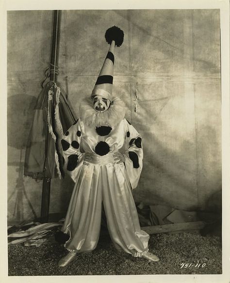 Clara Bow | Chickeyonthego | Flickr Clara Bow Clown, Perriot Clowns, Pierrot Clown, Dark Circus, Clown Tattoo, Clara Bow, Circus Performers, Cute Clown, Vintage Clown