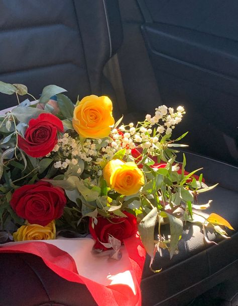 roses bouquet Red And Yellow Bouquet, White Bouquet Roses, Bouquet Roses Red, Yellow White Bouquet, Flowers Aesthetic Roses, Hoco Bouquet, Red Flower Arrangements, Red Flower Bouquet, Prom Bouquet