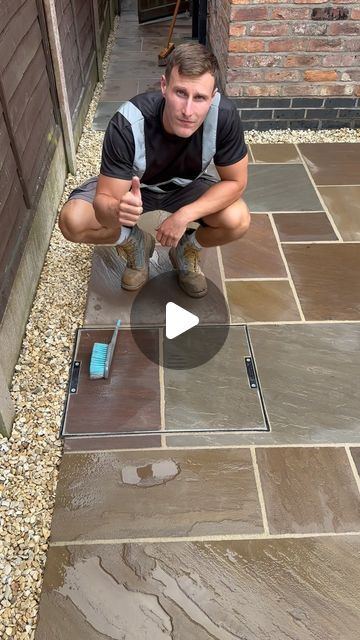 Macclandscapes on Instagram: "How to do a drain cover! #landscaping #patio #indianstone #garden #driveway #diy #gardenideas #gardentransformation #resin #drain #wall #bricky #construction" Driveway Diy, Driveway Tiles, Driveway Drain, Landscaping Patio, Garden Driveway, Drain Cover, Driveway, Drain, Landscaping