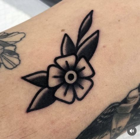 Black Work Small Tattoo, American Traditional Flower Tattoo Flash, Small Tattoos American Traditional, American Trad Flower Tattoo, Traditional Tattoos Flower Black, Flower In Pot Tattoo, Traditional Violet Tattoo, Black And White Traditional Tattoo Flash, Poppy Tattoo Traditional