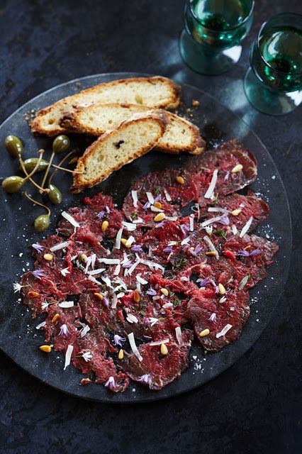 Beef Carpaccio Recipe, Carpaccio Recipe, Beef Carpaccio, Jamie Oliver Recipes, Fabulous Foods, Jamie Oliver, Food Photo, Wine Recipes, Italian Recipes