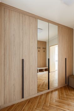 Wood Wardrobe With Mirror, Wooden Closet Design Wardrobes, Wooden Look Wardrobe Design, Wood And Mirror Wardrobe, Closet Designs Mirrors, Modern Bedroom Design Wardrobe, Wardrobe Door Design Ideas, Wooden Wardrobe With Mirror, Modern Closet Doors Wood