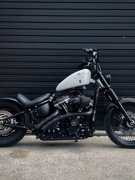 Harley-Davidson FXBB Street Bob ‘Talon’ by Limitless Customs Street Bob Custom, Harley Street Bob, Road King Harley Davidson, Breakout Harley Davidson, Harley Davidson Road King, Harley Fatboy, Road King Custom, Harley Davidson Fatboy, Road King Classic