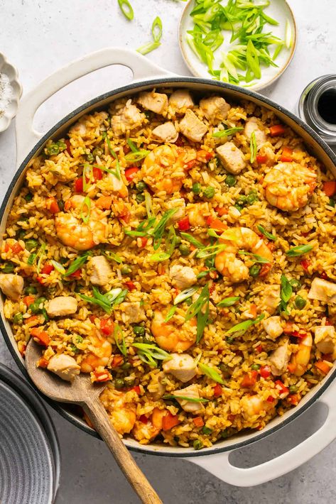 Shrimp and Chicken Fried Rice Oh Snap Macros, Fwtfl Recipes, Paleo Entrees, Shrimp And Chicken, Pan Shrimp, Macro Recipes, High Protein Meal Prep, Macro Friendly Recipes, Chicken And Shrimp