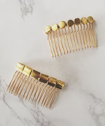 Gold Wedding Accessories, Minimalist Hair Accessories, Gold Hair Comb, French Twist Hair, Disney Gif, Hair Adornments, Hair Combs, Modern Hairstyles, Accessories Handmade