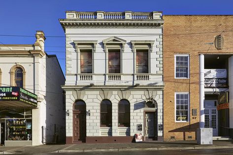 Old Bank Building, Bank Building, Building Front, Banks Building, Landmark Buildings, Australian Architecture, Listed Building, Hall Design, Horse Stables