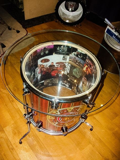 Repurposed Drums, Instrument Furniture, Drum Studio, Music Furniture, Drum Room, Home Music Rooms, Neil Peart, Guitar Room, Music Room Decor