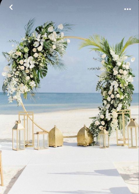 Elegant Beach Wedding Ceremony, Planet Diy, Beach Wedding Ceremony Arch, Beach Wedding Setup, Beach Wedding Arch, Simple Beach Wedding, Hawaii Beach Wedding, Bahamas Wedding, Floral Arch Wedding