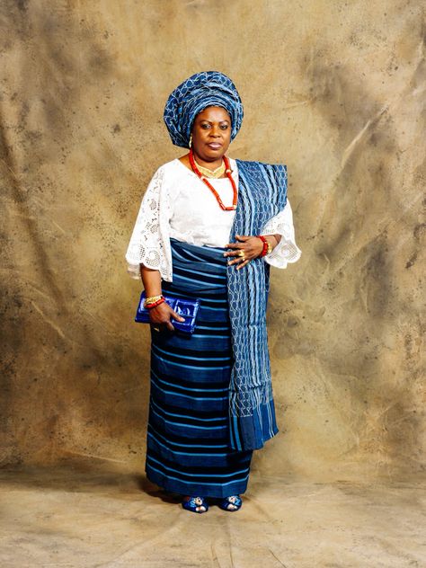 A native/traditional wardrobe of a Yoruba Woman. West Africa, Nigeria. Oil And Gas Industry Wallpaper, Nigeria Dress, Traditional Wardrobe, Nigerian Outfits, Oil And Gas Industry, Africa Destinations, African Textiles, Portrait Photoshoot, Gas Industry