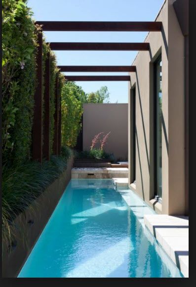 Patio Chico, Garden Pool Design, Lap Pool Designs, Kleiner Pool Design, Backyard Pool Design, Building A Swimming Pool, Piscina Interior, Swimming Pool Landscaping, Small Swimming Pools