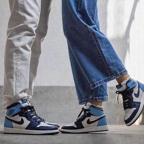 Matching Shoes For Couples, Nike Images, Paris Ootd, Couple Sneakers, Jordans Shoes, Couple Fits, Looks Country, Couple Shoes, Fashion Shoes Sneakers