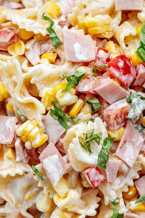 Pasta Salad Work Lunch, Meal Prep Pasta Salads, Ham Ranch Pasta Salad, Ham Pasta Recipes Dinners, Lunch Ideas For Work Pasta, Ham Pasta Salad Recipes Cold, Pasta Salad With Ham Recipes, Pasta Recipes With Ham, Pasta Corn Salad Recipes