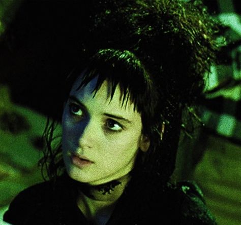 Winona Ryder - Beetlejuice (1988) Winona Ryder Aesthetic, Beetlejuice Winona Ryder, Beetlejuice Winona, Winona Ryder Beetlejuice, Beetlejuice Aesthetic, Lydia Deetz Beetlejuice, Winona Ryder 90s, Aesthetic Wall Prints, Beatle Juice