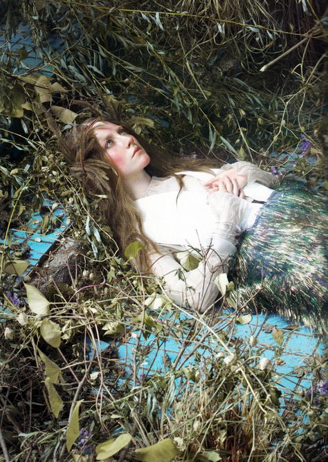 Saoirse Ronan for Vogue, by Steven Meisel  December 2011 Vogue Photographers, Editorial Vogue, Pre Raphaelite Art, John Everett Millais, Studio Photography Fashion, Oh My Goddess, Saoirse Ronan, Vogue Us, Steven Meisel