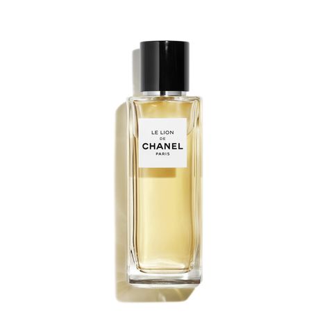 Perfume Chanel, Chanel Fragrance, Spring Fragrances, Parfum Chanel, Mademoiselle Chanel, Chanel Watch, Chanel Boutique, Ginza Six, Chanel Store