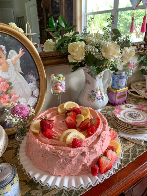 A Royal Afternoon Tea Party – The Tiny Fairy Tea Party Aesthetic, Yea Party, Tea Party Table Settings, Summer Tea Party, Lemon Curd Cake, Fairy Tea Party, Victorian Tea Party, Tiny Fairy, Fairy Tea Parties