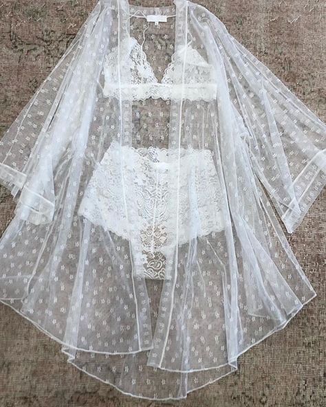 Flora Bridal, Wedding Night Lingerie, Cute Sleepwear, Lingerie Inspiration, Cute Lingerie, Candice Swanepoel, Lingerie Outfits, Wedding Lingerie, Pretty Lingerie