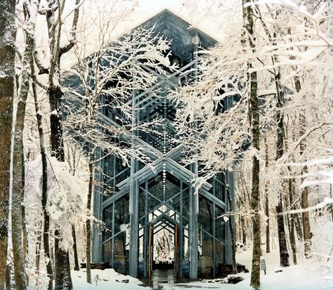 Thorncrown Chapel in Winter Thorncrown Chapel, Chapel In The Woods, Glass Chapel, Eureka Springs Arkansas, Eureka Springs, Places To Get Married, Destination Wedding Planning, Place Of Worship, Winter House