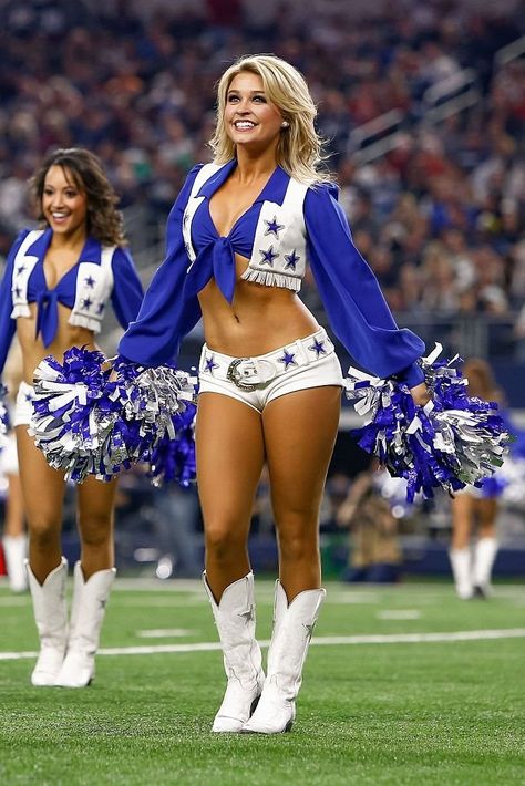 KaShara ☆ DCC • 12/18/2016 Dcc Cheerleaders, Dallas Pictures, Americas Sweethearts, Cowboy Cheerleaders, Cheer Leaders, Dallas Cheerleaders, Cowboys Cheerleaders, Cute Cheerleaders, Football Stuff