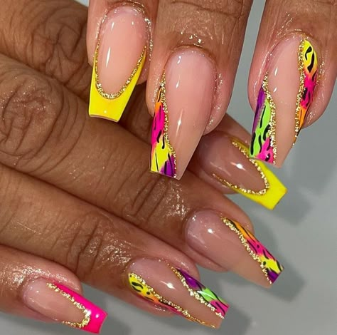 Cute Neon Nails, Newest Nail Designs, Extravagant Nails, Ballerina Shaped Nails, Carnival Nails, Travel Nails, Precious Nails, Colourful Acrylic Nails, Geometric Nails