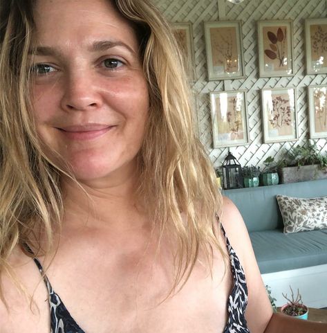 Photoshop Celebrities, Celebs Without Makeup, Wise One, Bare Beauty, Bare Face, Artists For Kids, Drew Barrymore, Girl Inspiration, Makeup Pictures