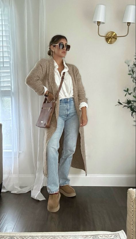 White Button Up Cardigan Outfit, Comfy Business Outfits, Fall Button Down Shirt Outfit, Button Up And Sweater Outfit, Sweater Button Up Outfit, Duster Cardigan Outfit Winter, Sweater With Button Up Shirt, Open Button Down Shirt Outfit, Oversized Button Down Outfit