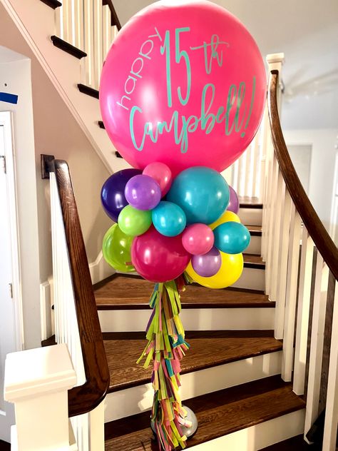 Birthday Balloon Stand, Flamingo Party Invitation, 50th Birthday Balloons, Balloons Bouquet, Balloon Stand, Balloon Tower, Balloon Crafts, Balloon Stands, Balloon Arrangements