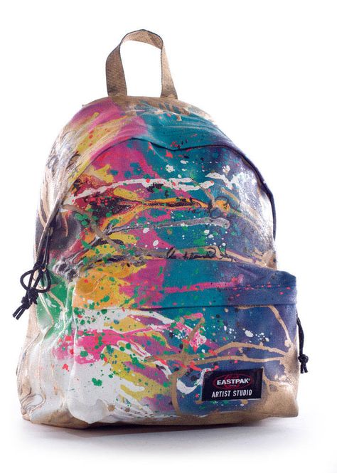 eastpak-ram <3 artistic! Backpack Painting Ideas, Backpack Painting, Painted Backpack, Diy Backpack Pattern, Painting Backpack, Hippie Backpack, Backpack Art, Painted Handbag, Waxed Canvas Backpack