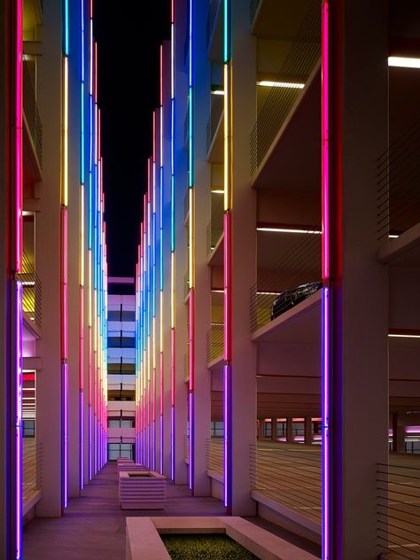 Led Architecture, Campus Architecture, Architectural Lighting Design, Green Facade, Facade Lighting, Lighting Concepts, Parking Design, Linear Lighting, Building Exterior