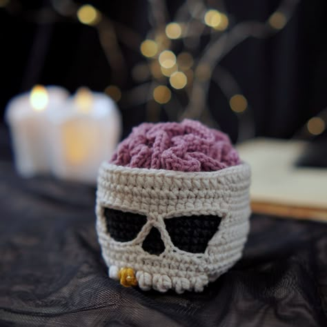 Brainy Skull Coaster Set CROCHET PATTERN / Skull Coaster PDF English Pattern / Halloween Coaster Set Crochet Pattern - Etsy Australia Coaster Set Crochet, Skull Coasters, Crochet Pour Halloween, Crochet Skull, Crochet Gloves Pattern, Confection Au Crochet, Halloween Crochet Patterns, Crochet Gloves, Set Patterns