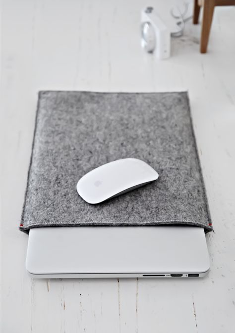 Only Deco Love: Felt Sleeve case the perfect Macbook companion Macbook Bag, Felt Case, Macbook 13, Felt Wool, Macbook Pro Case, Macbook Sleeve, Office Items, Macbook Pro 15, Sponsored Content