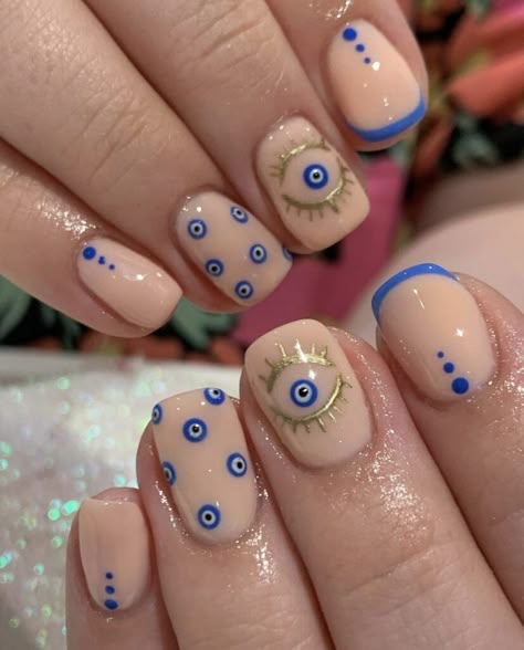 Blue Gel Manicure Ideas, Protective Eye Nails, Evil Eye On Nails, Short Nails Evil Eye Design, Eye Of Protection Nails, Evil Eye Short Nail Designs, Ojo Nail Design, 3rd Eye Nails, Seeing Eye Nails