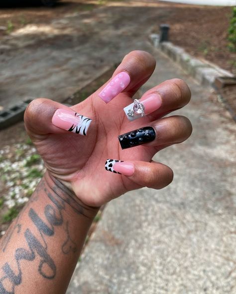 New sets dropping in August🛍️ Link in the bio FREESHIPPING! Promocode:KAECODE 10$ off #pressonnails #etsyseller #etsyshop Nail Styles, Press Ons, Printing Press, Nail Charms, 3d Nails, Medium Long, Zebra Print, Makeup Cosmetics, Press On Nails