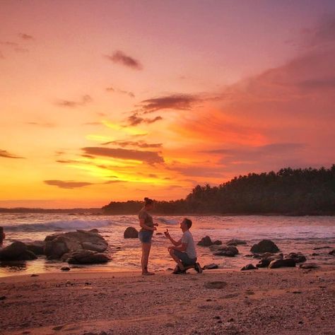 @snailsbury on Instagram: “After 9 years, It was about time I asked. She said yes!  #srilanka #tangalle #proposal #sunset #sunsetproposal” Costa Rica Proposal, Cute Beach Proposal Ideas, Sunset Proposal Pictures, Beach Sunset Proposal, Sunset Proposal Ideas, Proposal On Beach, Proposal Silhouette, Sunset Beach Proposal, Proposal Sunset