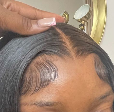 Big Edges On Wig, Black Hairstylist Aesthetic, Wig Edges, Hairstylist Aesthetic, Birthday Hair, Flat Iron Hair Styles, Front Lace Wigs Human Hair, Hair Laid, Dope Hairstyles