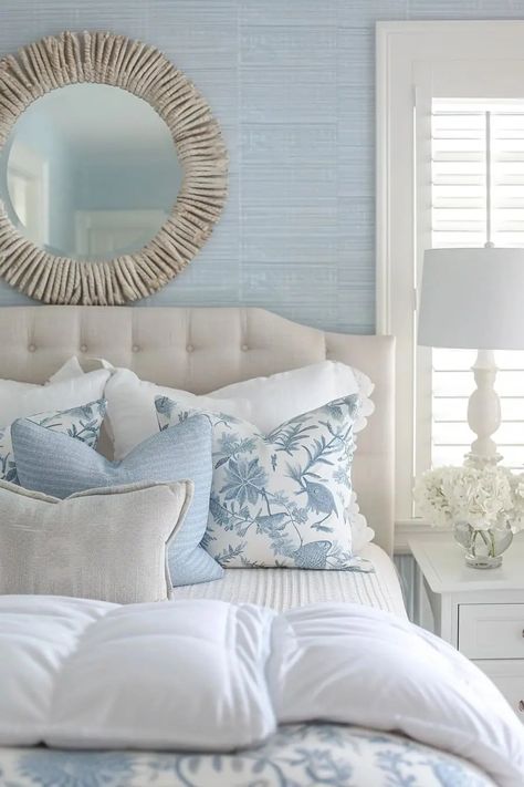 Create a serene and coastal retreat in your home with these 25 Charming Cape Cod Bedroom Ideas. Each idea captures the essence of this classic American style, blending nautical charm with cozy, understated elegance. Discover how to use light, airy color palettes, natural textures, and maritime accents to transform your bedroom into a peaceful Cape Cod haven. Whether it's through breezy linens, weathered wood furniture, or seaside-inspired decor! Cape Cod Bedroom Ideas, Whitewashed Furniture, Cape Cod Bedroom, Welcome To Our Nest, Costal Bedroom, Nautical Elements, Beach Themed Bedroom, Beach House Bedroom, Coastal Room