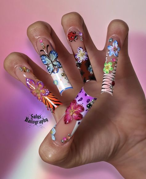 White Liner, Punk Nails, Drip Nails, Colored Acrylic Nails, Cute Acrylic Nail Designs, Dope Nail Designs, Really Cute Nails, Black Liner, Unique Acrylic Nails