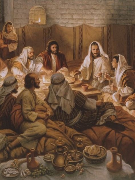 The Last Supper  On the first day of the Festival of Unleavened Bread, the disciples came to Jesus and asked, Where do you want us to make preparations for you to eat the Passover? ”Matthew 26:17-30 Pictures Of Christ, Bible Pictures, Biblical Art, Jesus Lives, Eucharist, Jesus Art, Holy Family, Jesus Pictures, Bible Stories