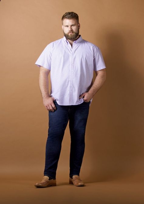 Best Outfit For Tall Men, Solid Shirt Outfit Men, Big Men Style, Big And Tall Fashion For Men, Plus Size Men Outfits, Big Man Style, Outfits For Big Men, Mens Plus Size Fashion, Tall Men Fashion