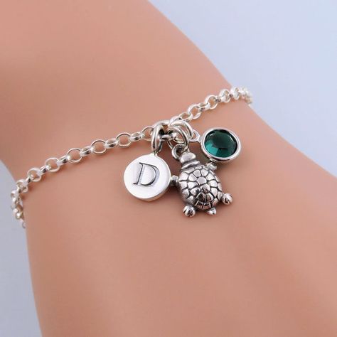 Sterling Silver Tortoise Bracelet Pet Turtle by CrystalSongJewels Tiny Tortoise, Tortoise Bracelet, Tortoise Jewelry, Pet Tortoise, Tortoise Care, Baby Tortoise, Easy Pets, Pet Enclosure, Pet Turtle