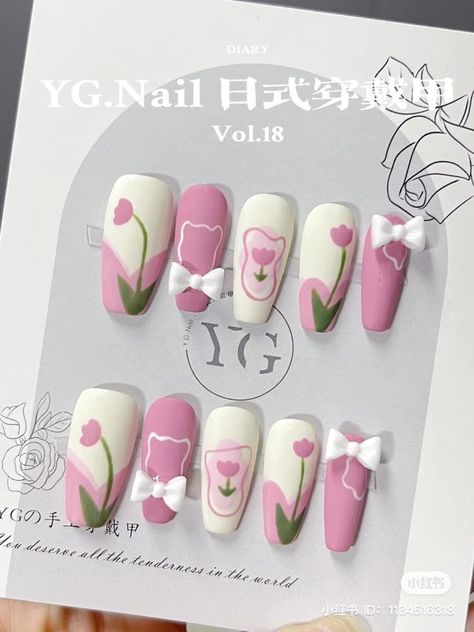 Nail Doodles Art Designs, Tulip Nails, Fake Nails Designs, Art Deco Nails, Beauty Boost, Hello Nails, Cute Simple Nails, Beauty Nails Design, Power Of Makeup