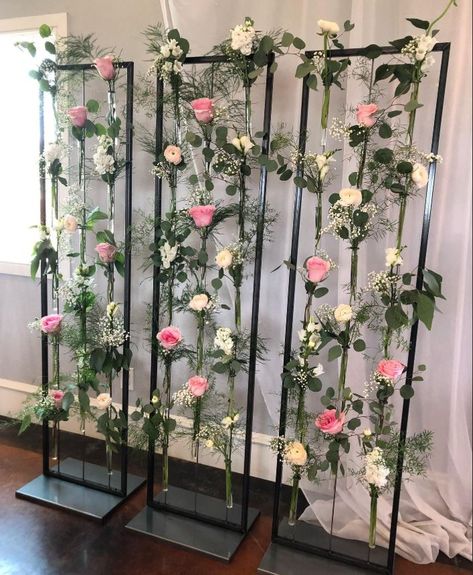 A Time For Floral Design, flower wall   love it! Flower Room Divider, Floral Room Divider, Screen Divider, Floral Art Design, Metal Grid, Floral Room, Flower Room, Walls Room, Design Flower