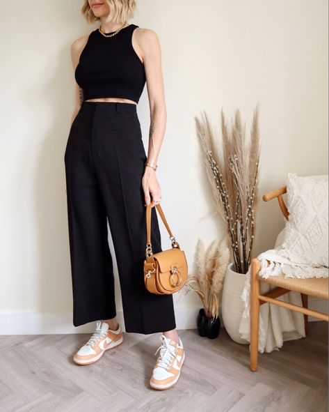 Black Chic Summer Outfits, Black Crop Trousers Outfit, Black Linen Culottes Outfit, Black Tank Summer Outfit, Black Trouser Outfit Summer, Crop Black Pants Outfit, Wide Leg Pants And Crop Top Outfit, Black Cullotes Outfits Casual, Black Trousers Outfit Casual Summer