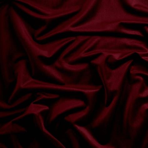 Dark Red Aesthetic, Gold Things, Maroon Aesthetic, Burgundy Aesthetic, Wine Aesthetic, Aesthetic Products, Gryffindor Aesthetic, Pattern Bedding, Vampire Aesthetic