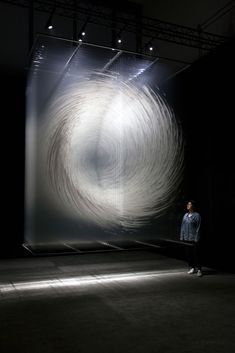 David Spriggs, China Exhibition, Light Art Installation, Art Magazine, Light Sculpture, Contemporary Sculpture, Sculpture Installation, Pattaya, Light Installation